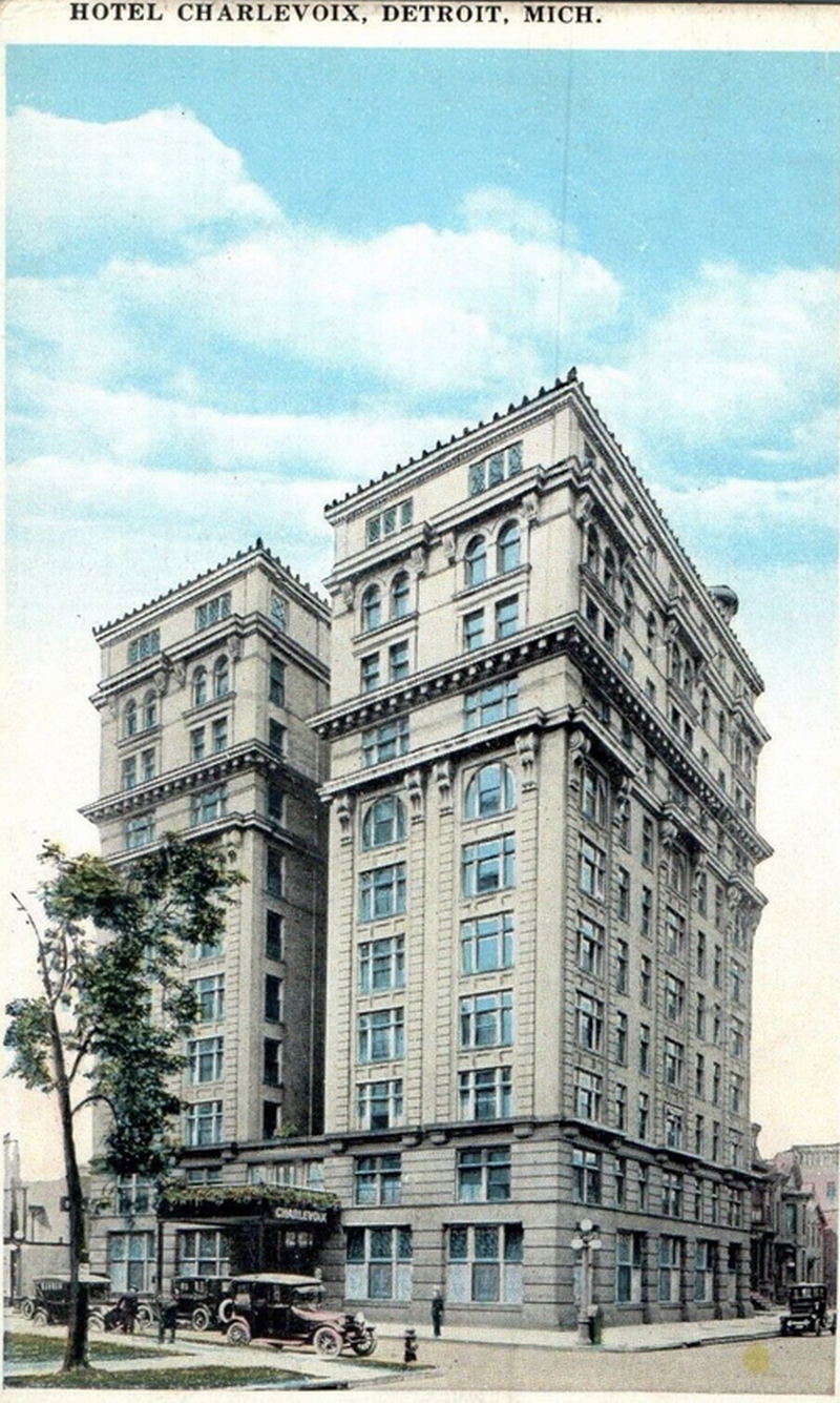 Charlevoix Hotel - Vintage Postcard